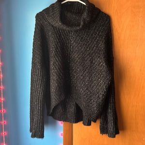 Black sweater size L